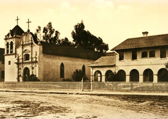 Royal Presidio Chapel of Monterey - Cardinell Vincent Postcards Collection